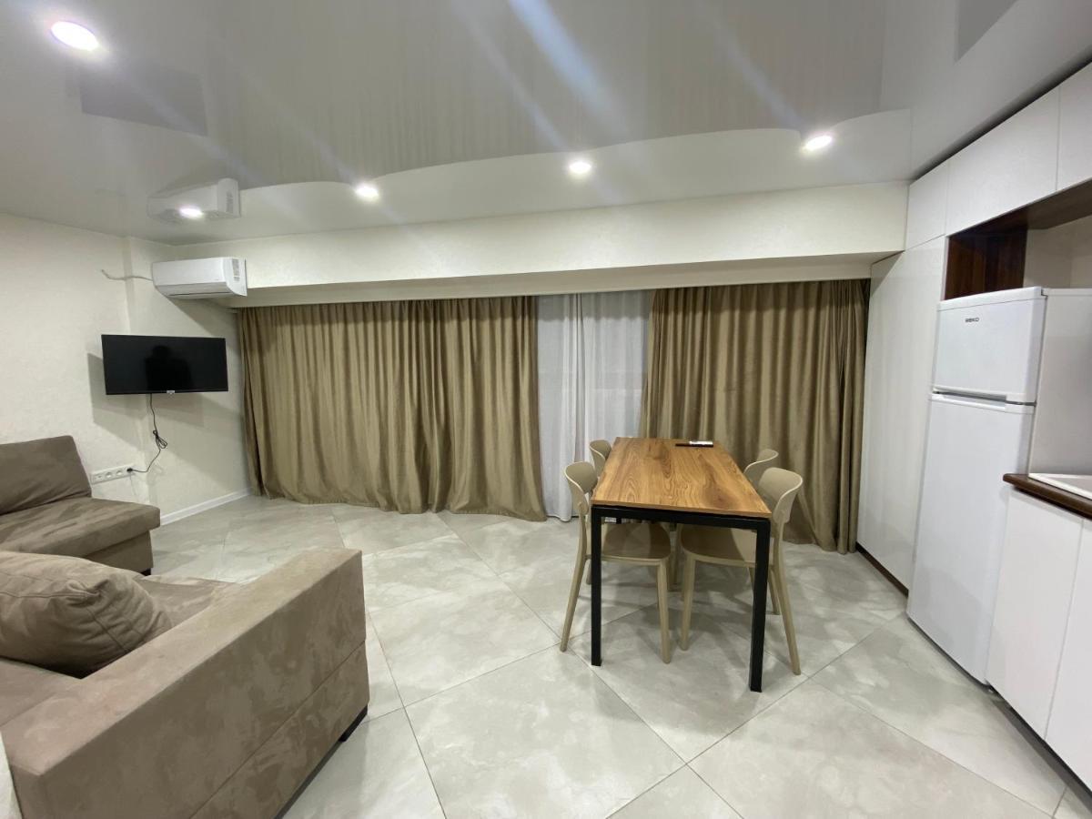 Gss - B Apartment Tiflis Dış mekan fotoğraf